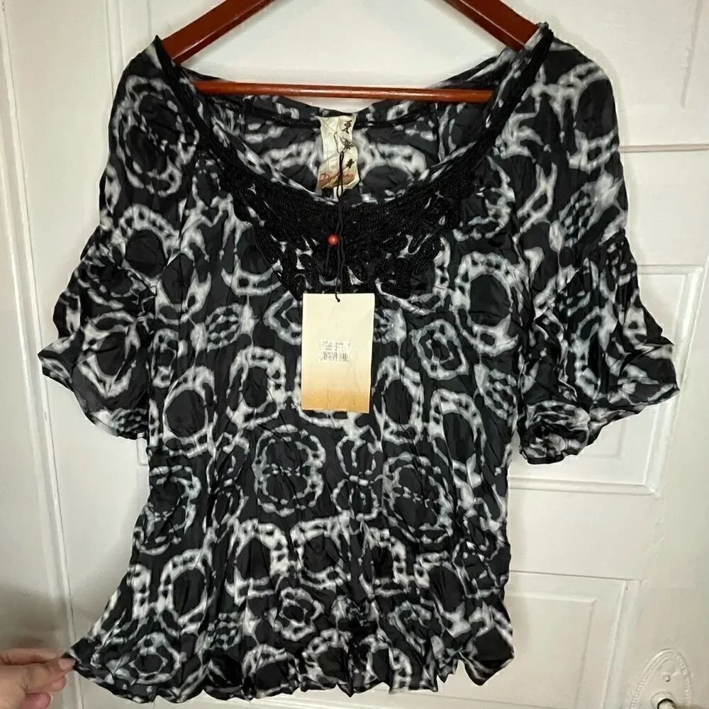 Da-Nang 100% Silk Handcrafted Shirt w/ Embroidery